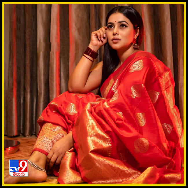 Shamna Kasim New Photos. Credit by:Shamna Kasim/Instagram 