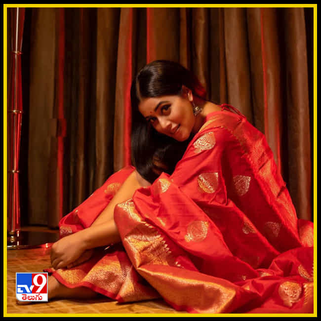 Shamna Kasim New Photos. Credit by:Shamna Kasim/Instagram 