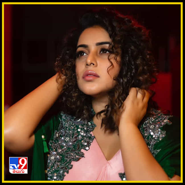 Shamna Kasim New Photos. Credit by:Shamna Kasim/Instagram