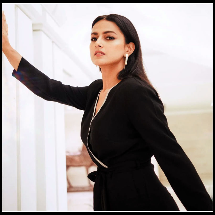 Shraddha Srinath: ఎట్రాక్ట్ చేస్తున్న 'శ్రద్ధా శ్రీనాథ్‌' స్టైలిష్  ఫొటోస్..