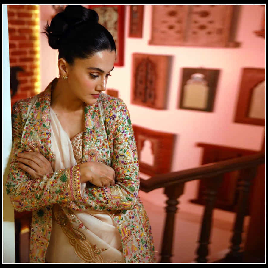 Taapsee Pannu: అందం తో ఆకట్టుకుంటున్న తాప్సీ పన్ను న్యూ ఫొటోస్