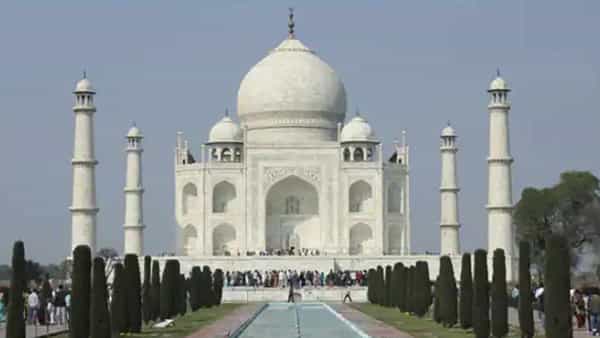 Taj Mahal Issue: తాజ్ మహల్లోని ఆ 22 గదుల్లో ఏముంది?.. హాట్ టాపిక్గా మారిన పిటిషన్..!