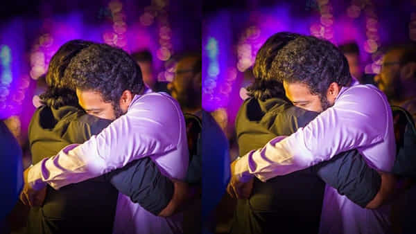 Viral Photo: తారక్ను ప్రేమతో హత్తుకున్న ఈ స్టార్ హీరో ఎవరో గుర్తుపట్టగలరా..?