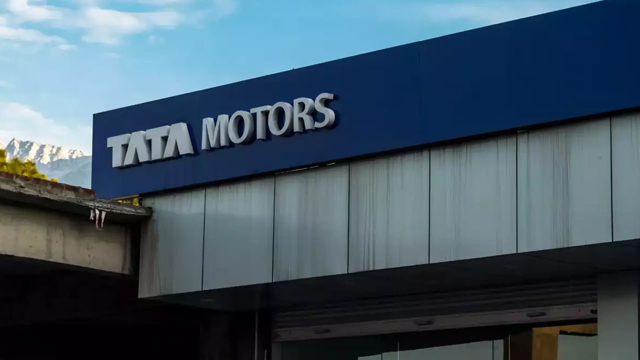 Tata Motors- Ford: ఫోర్డ్ కంపెనీని మరోసారి ఆదుకుంటున్న టాటా మోటార్స్.. రేపు ఫైనల్ కానున్న డీల్..!