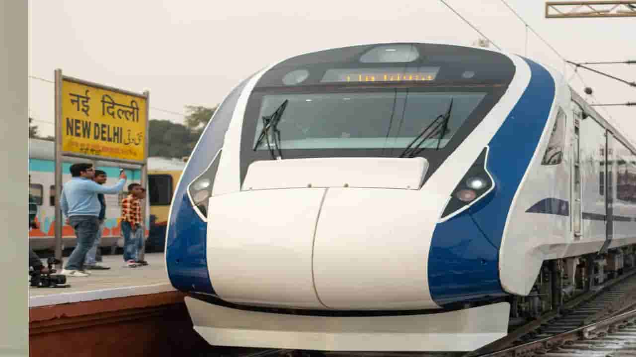 Vande Bharat Trains: ప్రతి నెలా నాలుగు వందే భారత్ రైళ్లు.. కీలక ప్రకటన చేసిన కేంద్ర రైల్వే మంత్రి