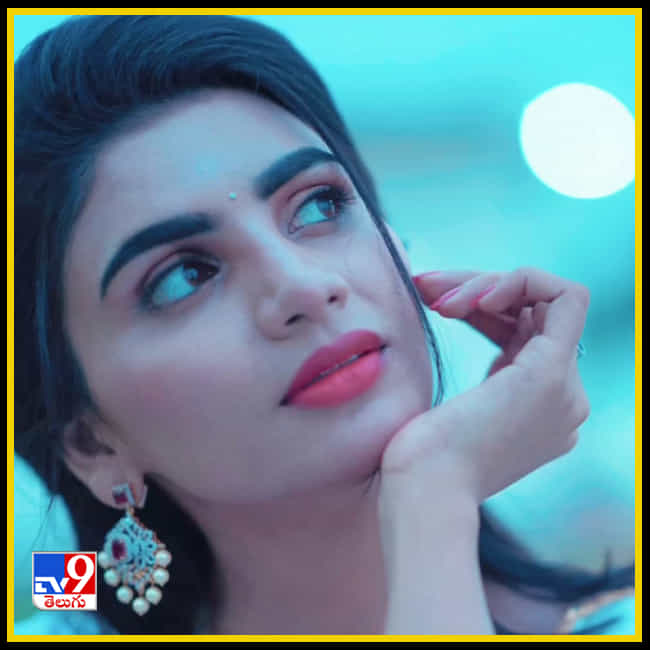 Jabardasth Varsha New Photos. Credit by:Jabardasth Varsha/Instagram