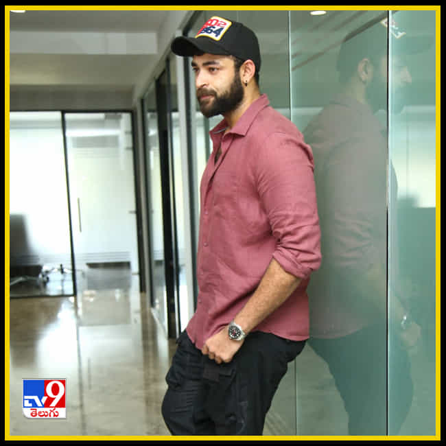 వరుణ్ తేజ్ F3 ఇంటర్వ్యూ ఫోటోస్