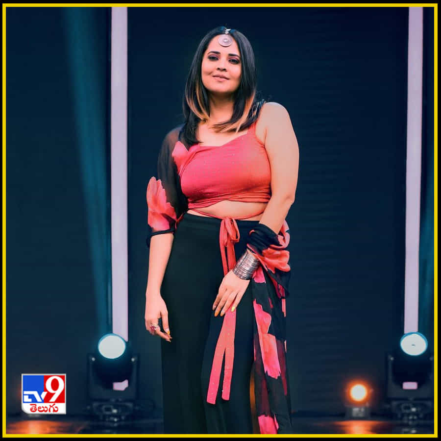 Anasuya Bharadwaj New Photos. Credit by:Anasuya Bharadwaj/Instagram