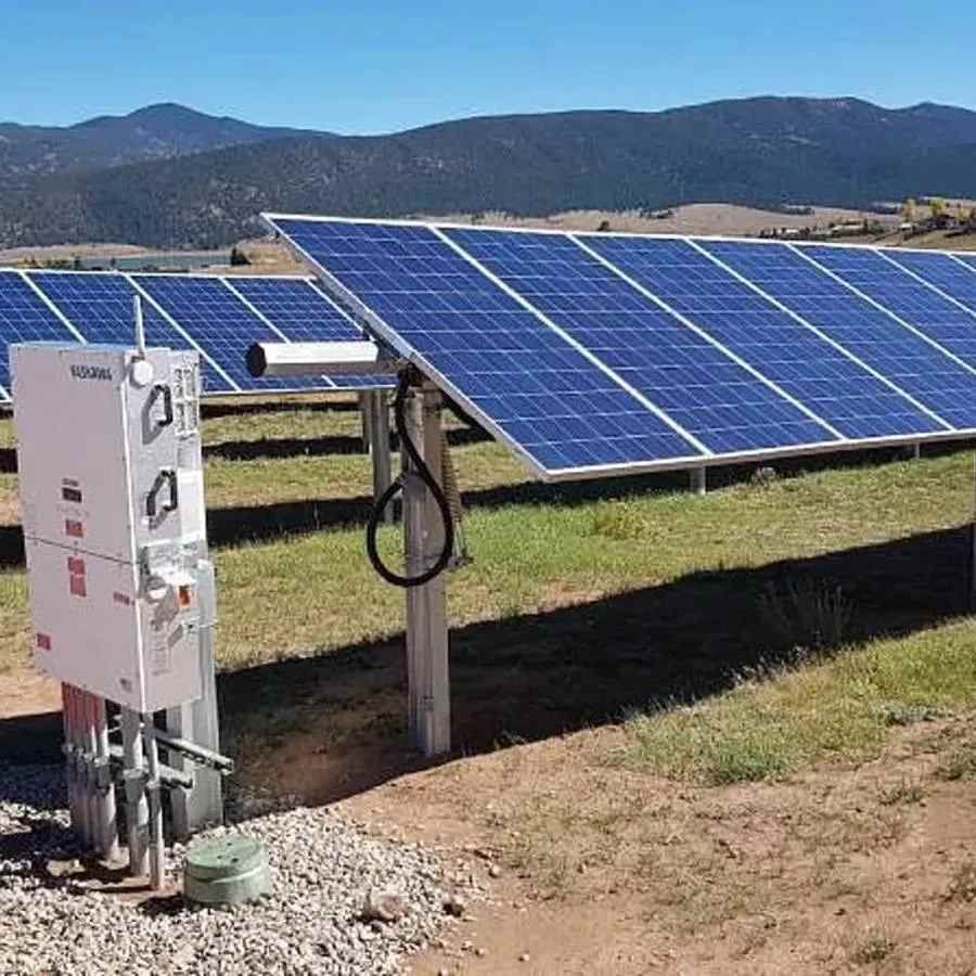 మీకు రోజుకు 10 యూనిట్లు అవసరమైతే మీరు రెండు కిలోవాట్ సోలార్ ప్యానెల్లను అమర్చవచ్చు. మీకు నెలకు 300 యూనిట్ల విద్యుత్ అవసరమైతే రెండు కిలోవాట్ల ప్యానెల్ మీకు అనుకూలంగా ఉంటుంది. మీ విద్యుత్ వినియోగం తక్కువగా ఉంటే మీరు మిగిలిన విద్యుత్తును ప్రభుత్వానికి విక్రయించవచ్చు.