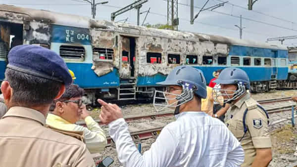 Bharat Bandh: అగ్నిపథ్కు వ్యతిరేకంగా నేడు భారత్ బంద్.. ఆ ప్రాంతాల్లో హై అలర్ట్.. కఠిన చర్యలకు ఆదేశాలు..
