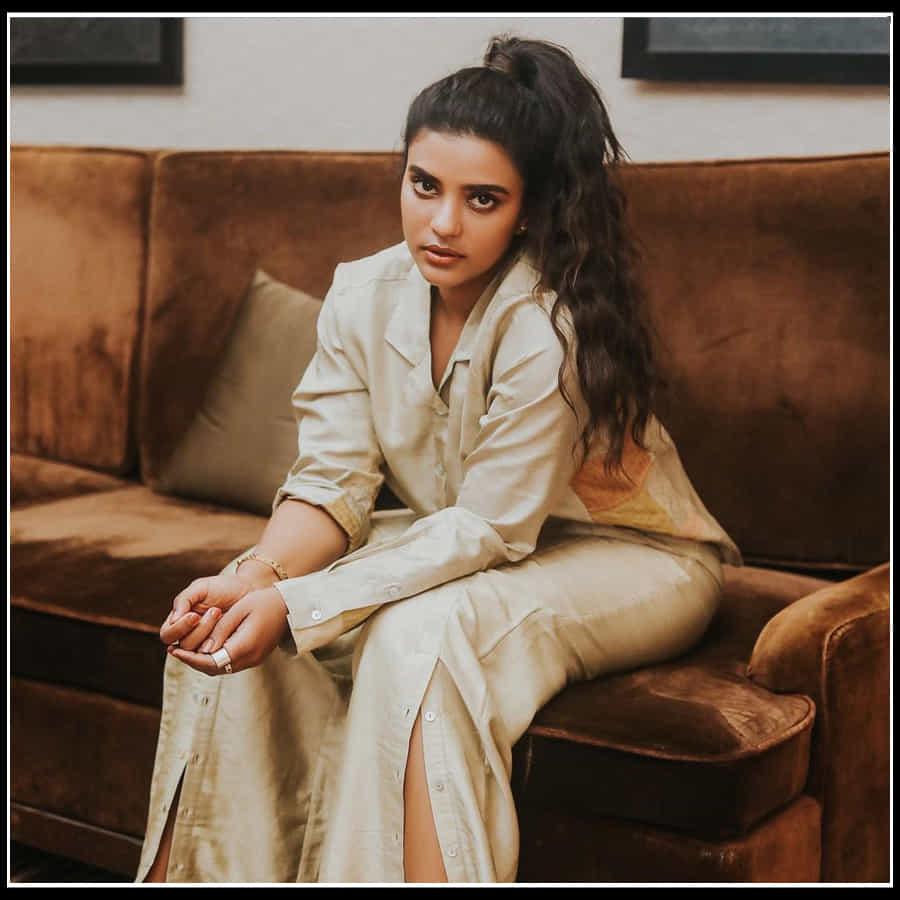 Aishwarya Rajesh:కిల్లింగ్ లుక్స్‏తో మతి పోగొడుతున్న ఐశ్వర్య రాజేష్..