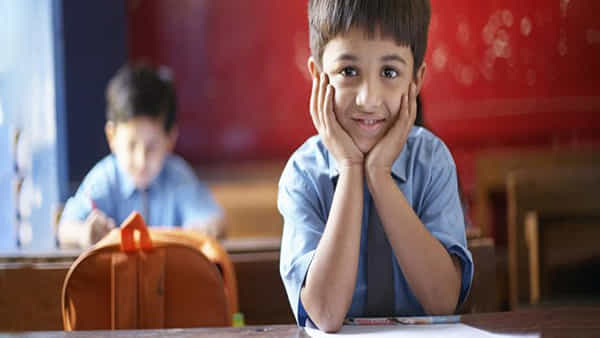 Wealth Guide: భారీగా పెరుగుతున్న ఖర్చులు.. మీ పిల్లలు చదువుకోవాలంటే ఇలా చేయాల్సిందే..