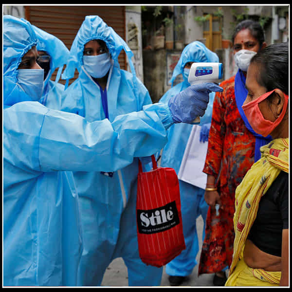 Coronavirus: దేశంలో స్వల్పంగా తగ్గిన కరోనా కేసులు.. కొత్తగా ఎన్ని కేసులు నమోదయ్యాయంటే..