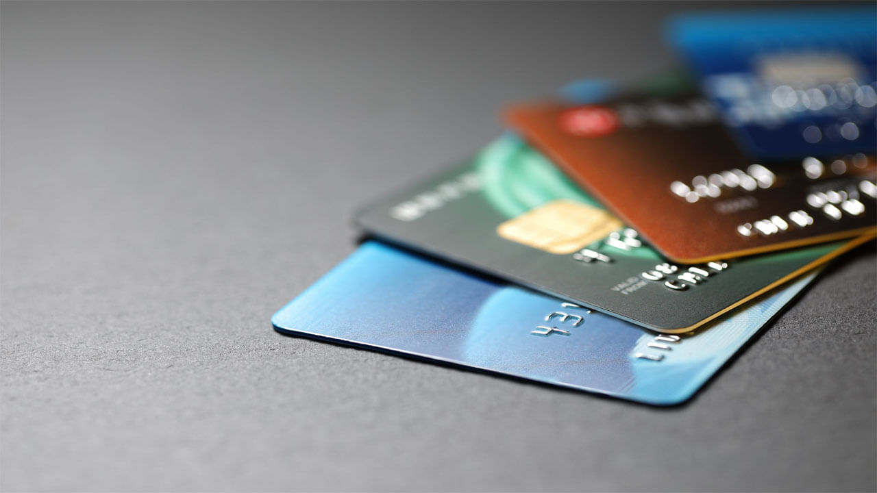 Credit Card Benefits: మీరు క్రెడిట్‌ కార్డును ఎక్కువగా వాడుతున్నారా..? ఎన్నో ప్రయోజనాలు
