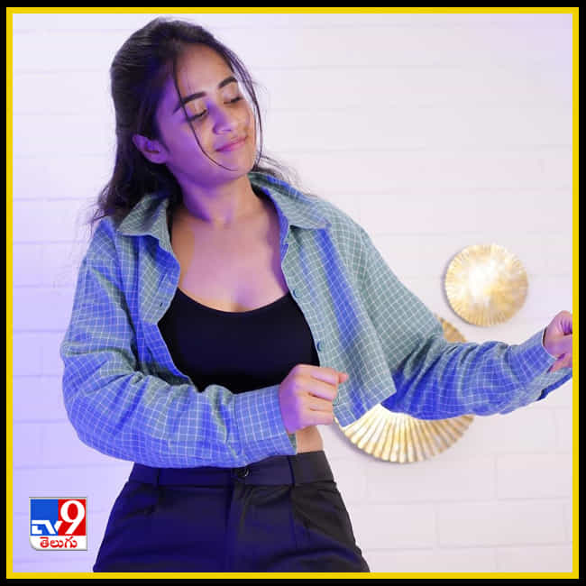 Deepthi Sunaina New Photos. Credit by:Deepthi Sunaina/Instagram
