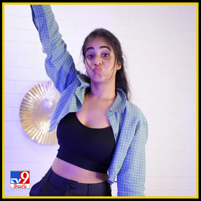 Deepthi Sunaina New Photos. Credit by:Deepthi Sunaina/Instagram