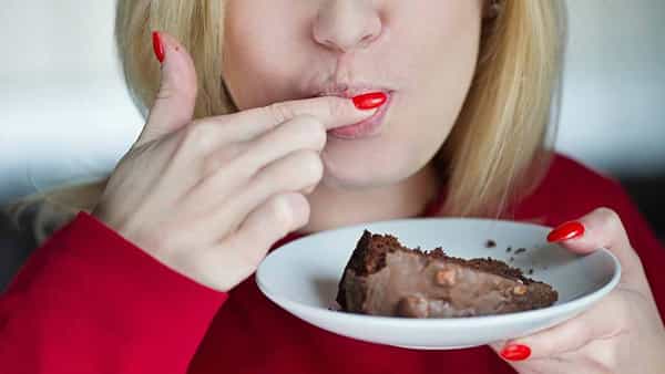 Diabetes Control: షుగర్ బాధితులు స్వీట్స్ తింటే.. ఆ తర్వాత రోజు ఇలా చేయండి..