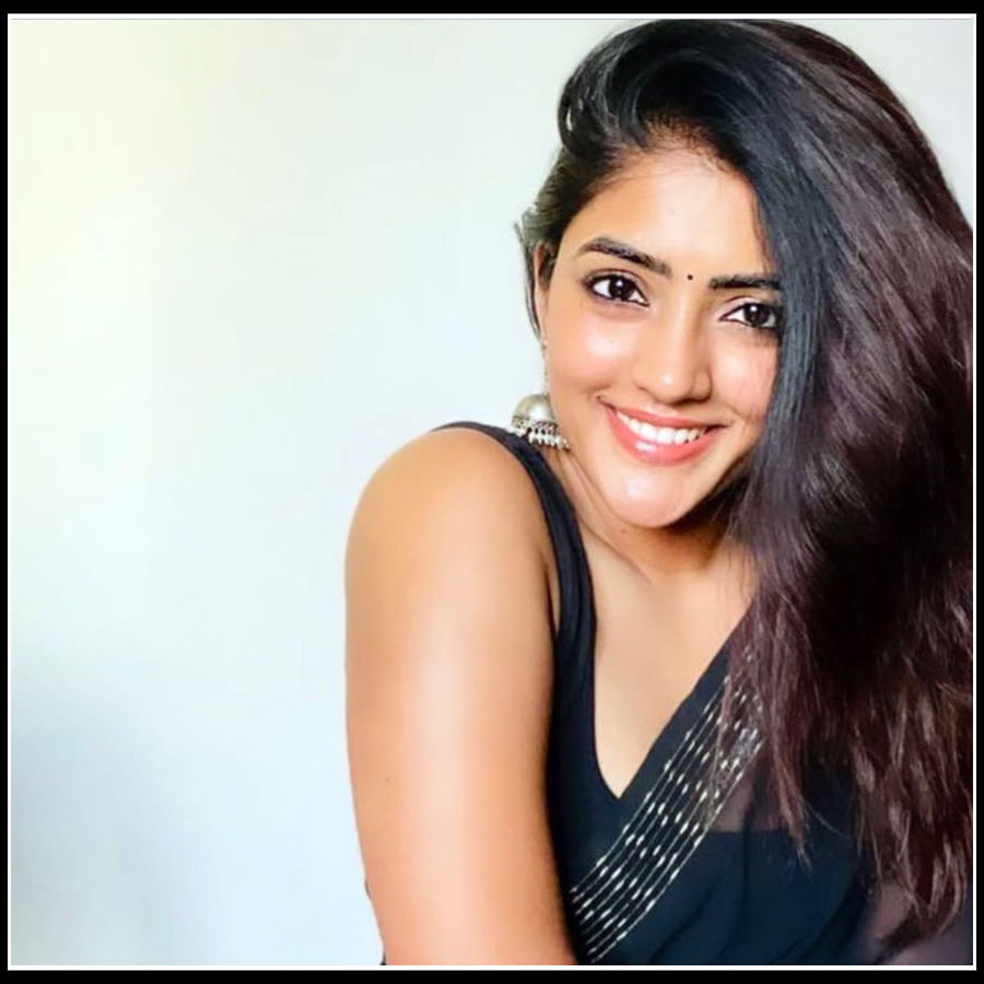 Eesha Rebba: మాట్లాడే కాటుక కళ్ళతో మైమరిపిస్తున్న తెలుగు ముద్దుగుమ్మ ఈషా రెబ్బా.. 