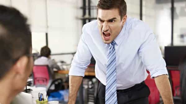 Employees Fired: తనను విమర్శించారని ఉద్యోగులను తొలగించిన వ్యాపార కుబేరుడు.. ఎక్కడంటే..
