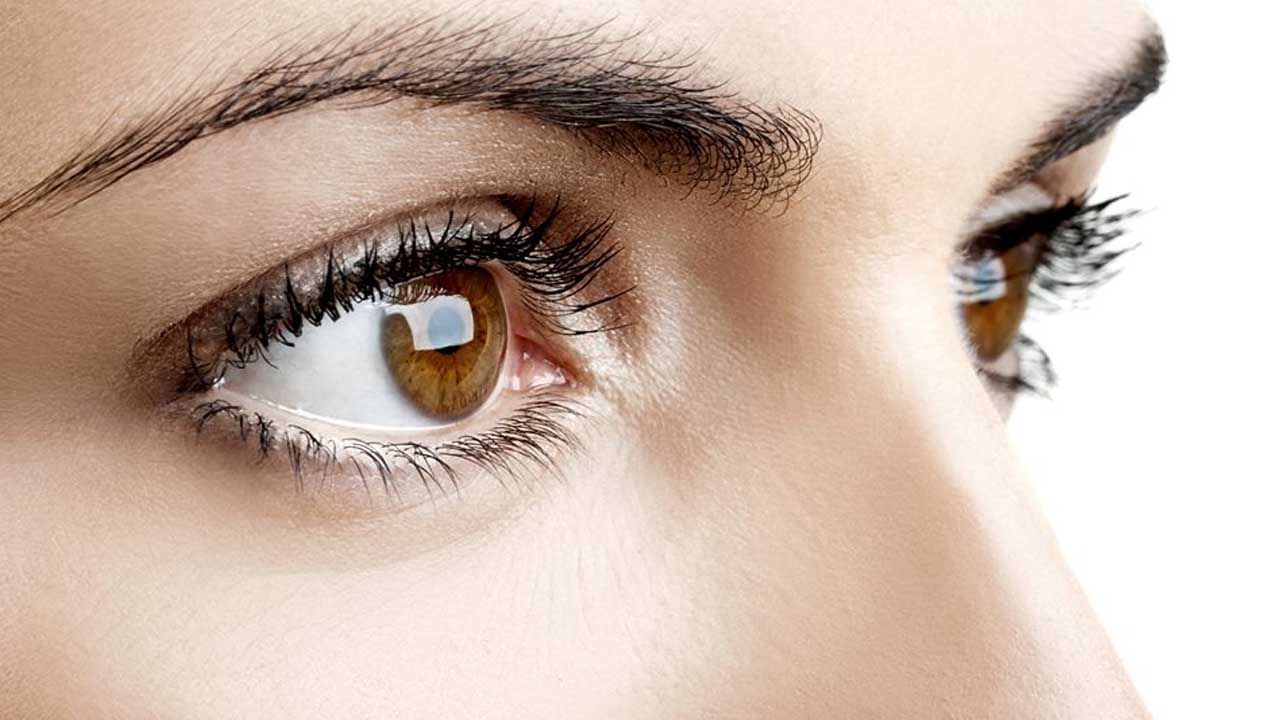 Eye Diseases: కంటి సమస్యలు ఎందుకు వస్తున్నాయి..? కళ్లు ఆరోగ్యంగా ఉండాలంటే ఎలాంటి ఆహారం తీసుకోవాలి..?