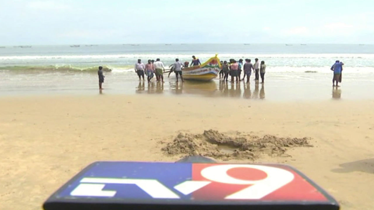 Fishing Harbor: కలగానే ఫిషింగ్‌ హార్బర్లు.. గ్రీన్ సిగ్నల్ ఇచ్చినా ప్రారంభానికి నోచుకోని పనులు..