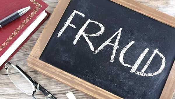 Andhra Pradesh: ప్రజల అత్యాశే వారి ఆసరా.. ఊళ్లకు ఊళ్లనే మోస చేసిన మాయ కంపెనీ..