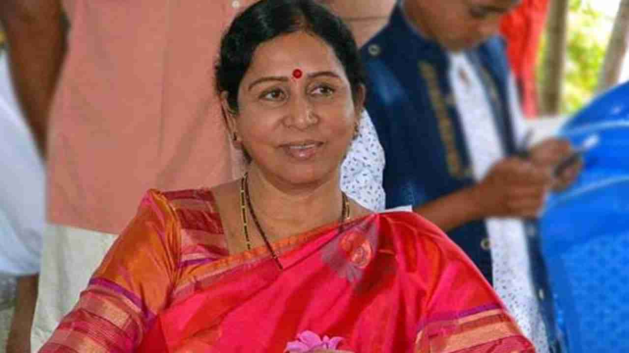 Andhra Pradesh: ఏ పార్టీలో భవిష్యత్‌ ఉందో అక్కడ ఉండొచ్చు.. షాకింగ్ కామెంట్స్ చేసిన గల్లా అరుణ..