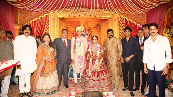 Tollywood: ఘనంగా లవ్ స్టోరీ నిర్మాత కూతురు పెళ్లి.. తరలివచ్చిన తారాలోకం.. ప్రత్యేక ఆకర్షణగా మెగా బ్రదర్స్ చిరు, పవన్లు