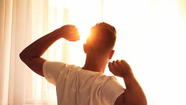 Health Tips: ఉదయం నిద్రలేవటం వల్ల ఇన్ని ప్రయోజనాలా.. ఆరోగ్యం కూడా..