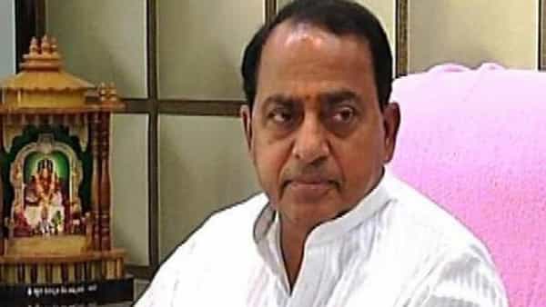 Telangan Schools: ప్రభుత్వ, ప్రైవేటు పాఠశాలలను సందర్శించిన మంత్రి ఇంద్రకరణ్ రెడ్డి