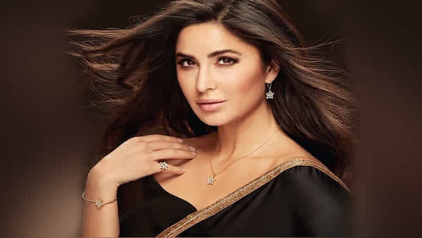 Katrina Kaif: మన మల్లీశ్వరి ఇంత అందంగా మెరిసిపోవడానికి కారణమదేనట.. తన బ్యూటీ అండ్ డైట్ సీక్రెట్స్ చెప్పేసిన కత్రినా..