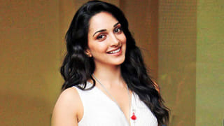 Bollywood: బాలీవుడ్‌లో మళ్ళీ కరోనా పంజా.. 50మందికి సెలబ్రెటీలకు పాజిటివ్.. కరణ్ బర్త్ డే వేడుకలే కారణం అంటూ టాక్