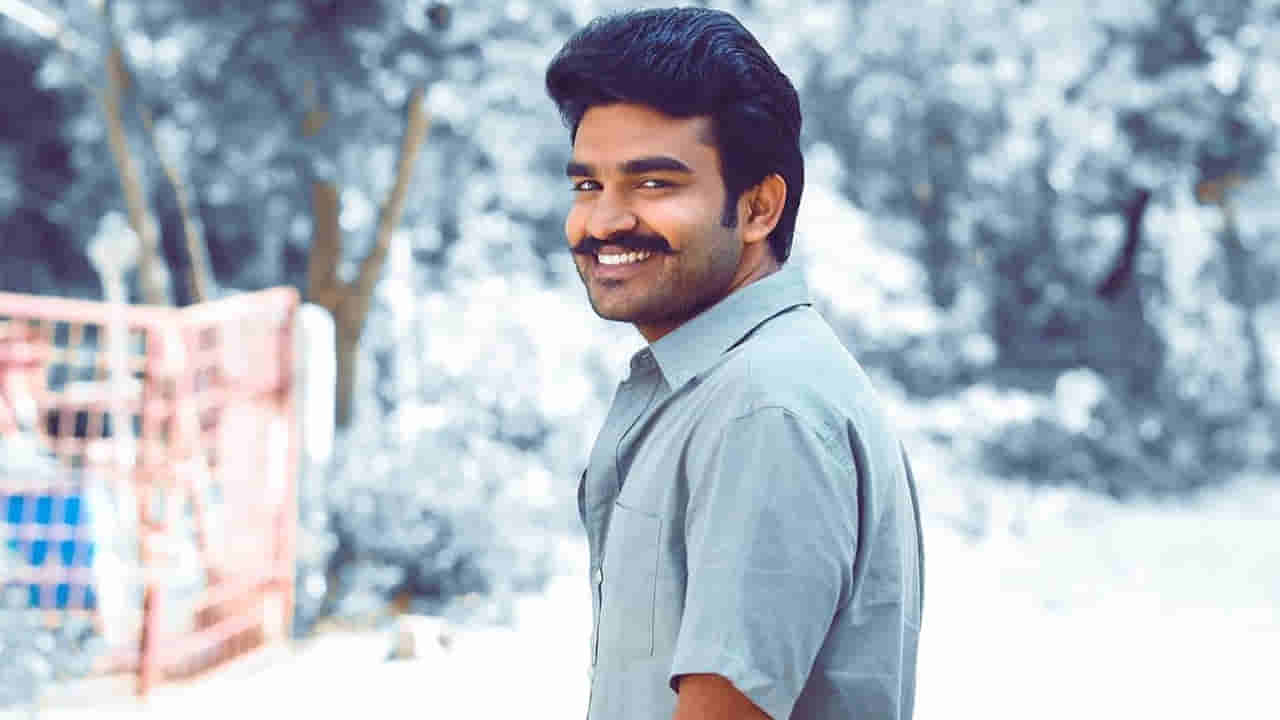 Kiran Abbavaram: జోరు పెంచిన కుర్ర హీరో.. బ్యాక్ టు బ్యాక్ సినిమాలతో బిజీగా కిరణ్ అబ్బవరం