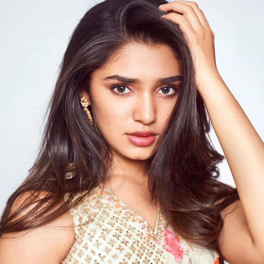 ఇప్పటికే టాలెంటెడ్ హీరో సుధీర్ బాబు సరసన ఆ అమ్మాయి గురించి మీకు చెప్పాలి మూవీలో కథానాయికగా నటిస్తోంది. అలాగే యంగ్ హీరో నితిన్ సరసన మాచర్ల నియోజకవర్గం, రామ్ పోతినేనికి జోడిగా ది వారియర్ చిత్రాల్లో నటిస్తోంది.