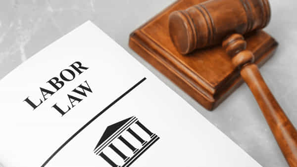 New Labour Law: కార్మికులకు గుడ్ న్యూస్.. అమల్లోకి రానున్న కొత్త లేబర్ చట్టాలు.. మీ జీతంపై వీటి ప్రభావం..