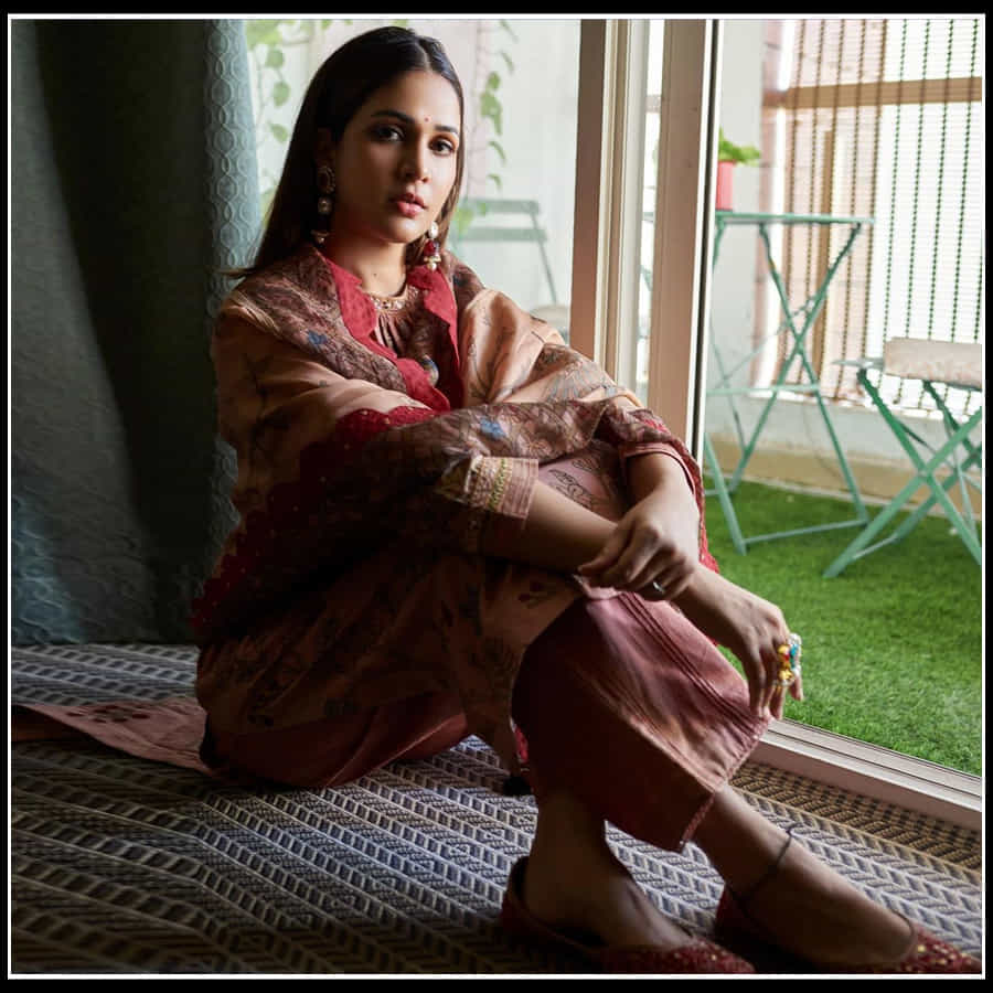 Lavanya Tripathi: మైమరిచిపోయేలా చేస్తున్న లావణ్య పడుచు పసితనం..