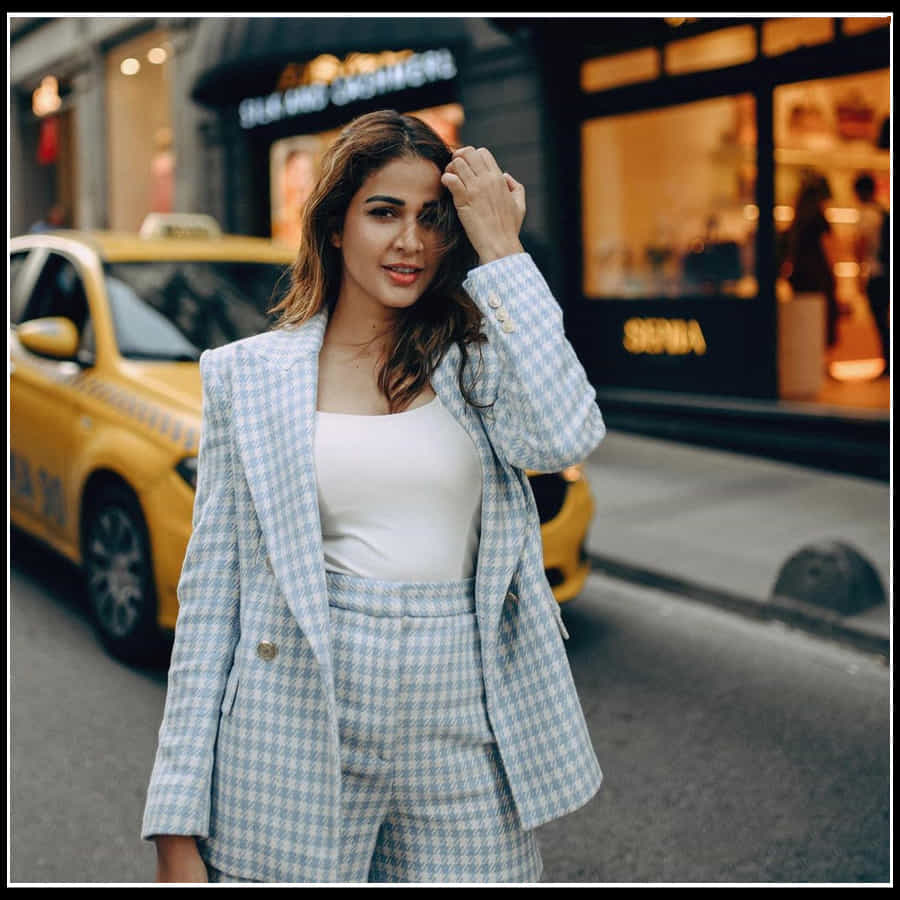 Lavanya Tripathi: మైమరిచిపోయేలా చేస్తున్న లావణ్య పడుచు పసితనం..