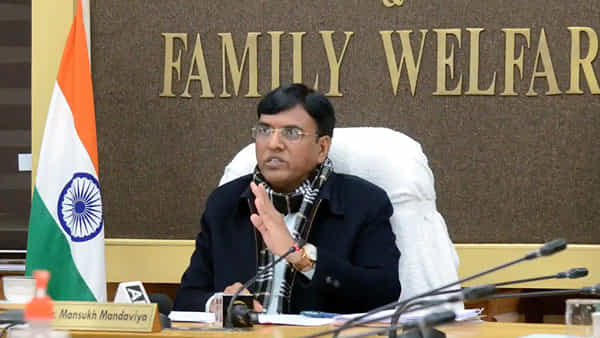 Covid-19: కరోనా అలర్ట్.. వ్యాక్సినేషన్, టెస్ట్లను పెంచండి.. కేంద్రమంత్రి మన్సుఖ్ మాండవియా