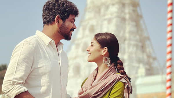 Nayanthara and Vignesh Shivan : నయన్, విఘ్నేష్ వెడ్డింగ్ ఇన్విటేషన్ ఇదేనా.. నెట్టింట ట్రెండింగ్