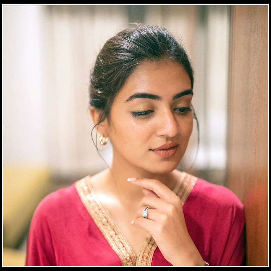 Nazriya Nazim Fahadh: కోల కళ్లతో.. చిలిపి నవ్వుతో కవ్విస్తోన్న నజ్రియా నజీమ్ ఫోటోస్..