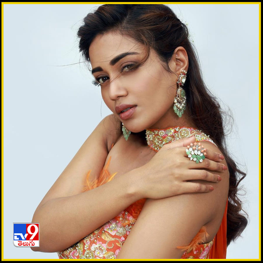 Nivetha Pethuraj New Photos. Credit by:Nivetha Pethuraj/Instagram