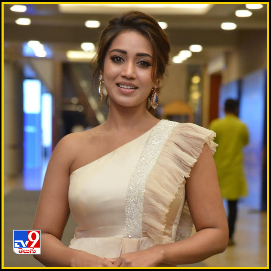 Nivetha Pethuraj New Photos. Credit by:Nivetha Pethuraj/Instagram