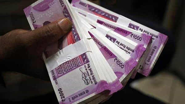 Post Office Scheme: పోస్టాఫీసులో అద్భుతమైన స్కీమ్.. రోజుకు రూ.417 పెట్టుబడితో కోటి రూపాయల బెనిఫిట్