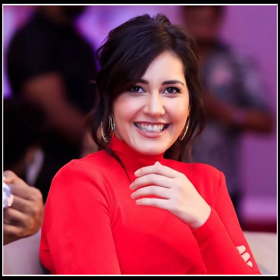 Raashi Khanna: రెడ్ డ్రస్ లో కుర్రకారుని కట్టిపడేస్తున్న రాశీ..