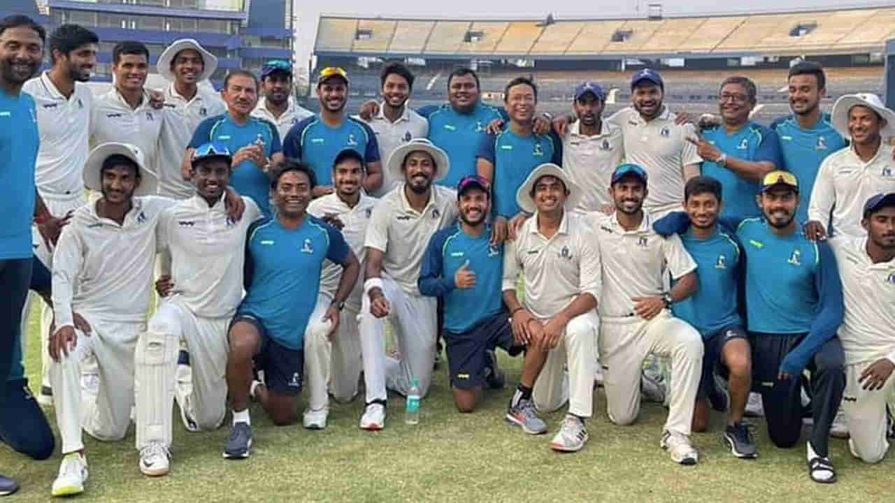 Ranji Trophy 2022: ఊర మాస్‌లా ఉంది ఈ టీమ్.. ఏం కొట్టుడు సామీ అది.. ఒక్కరు కూడా హాఫ్ సెంచరీకి తగ్గితే ఒట్టు..