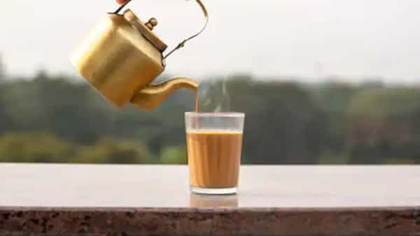 Gulab Tea Recipe: ఒక కప్పు గులాబ్ టీతో క్లైమెట్ను ఎంజాయ్ చేయండి.. ఘుమఘుమలాడే రెసెపి మీకోసం..
