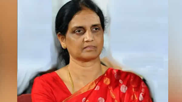 Basara IIIT: మంత్రిగానే కాదు, అమ్మగా బాధేస్తోంది.. ట్రిపుల్ ఐటీ విద్యార్థులకు మంత్రి సబితా రెడ్డి లేఖ..
