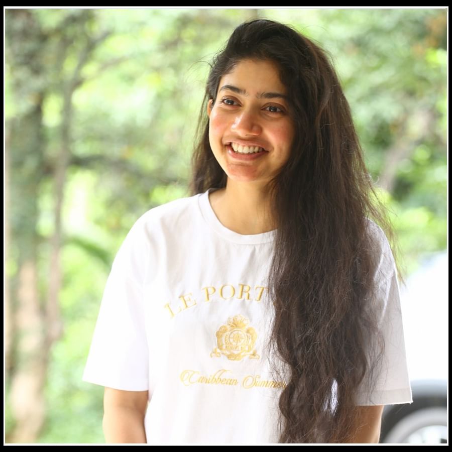 sai pallavi: గోల్డెన్ నేచురల్ బ్యూటీ సాయి పల్లవి..