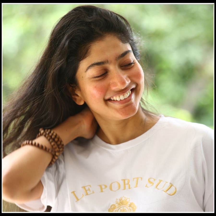 sai pallavi: గోల్డెన్ నేచురల్ బ్యూటీ సాయి పల్లవి..