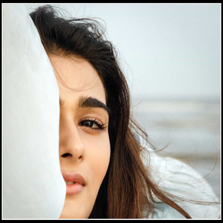 Shalini Pandey:క్యూట్ క్యూట్ స్మైల్లో కవ్విస్తోన్న అర్జున్ రెడ్డి బ్యూటీ షాలిని పాండే